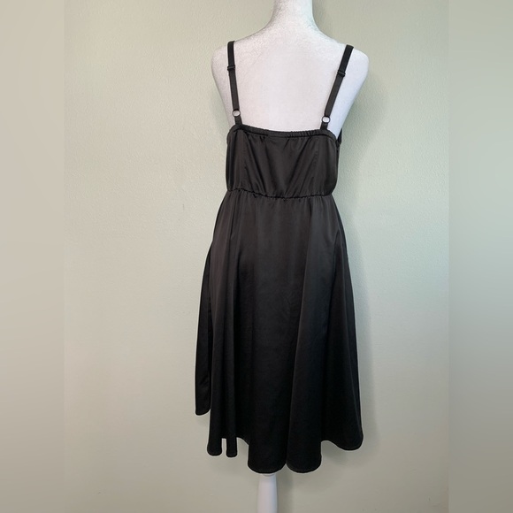 Torrid Dress with pockets Black Satin Lace Mini Skater size 00/Medium/10 - Picture 9 of 12